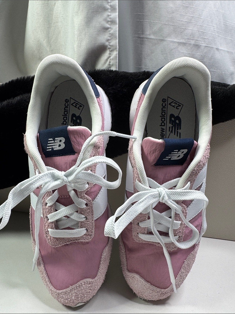 New Balance 237 Sneaker - Women's size 8.5 - Picture 10 of 12